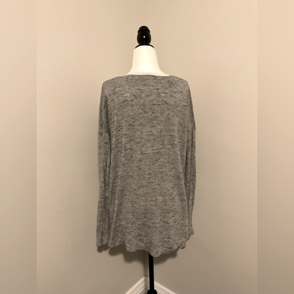 Wilfred V-Neck sweater - Picture 2 of 4